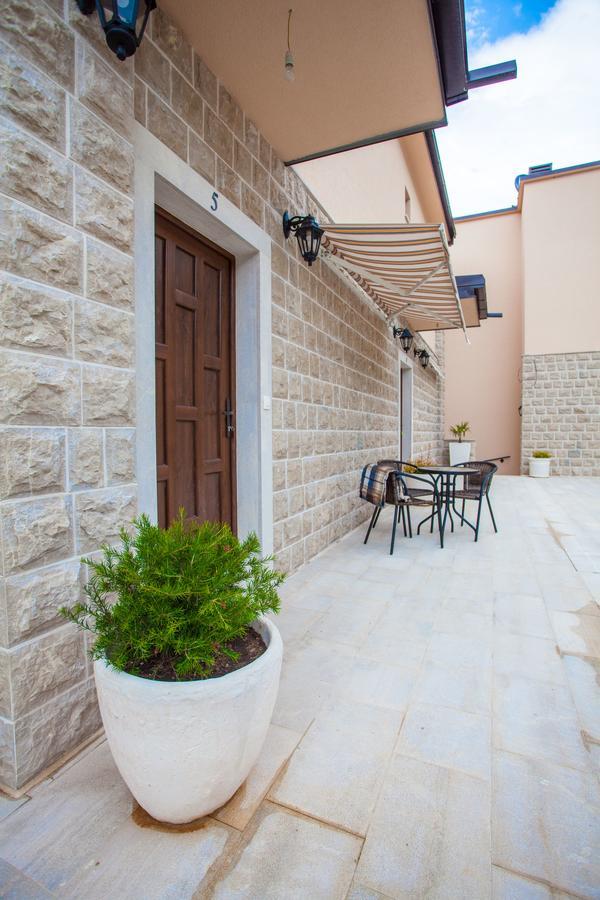 Rosmarino Lägenhet Sveti Stefan Exteriör bild