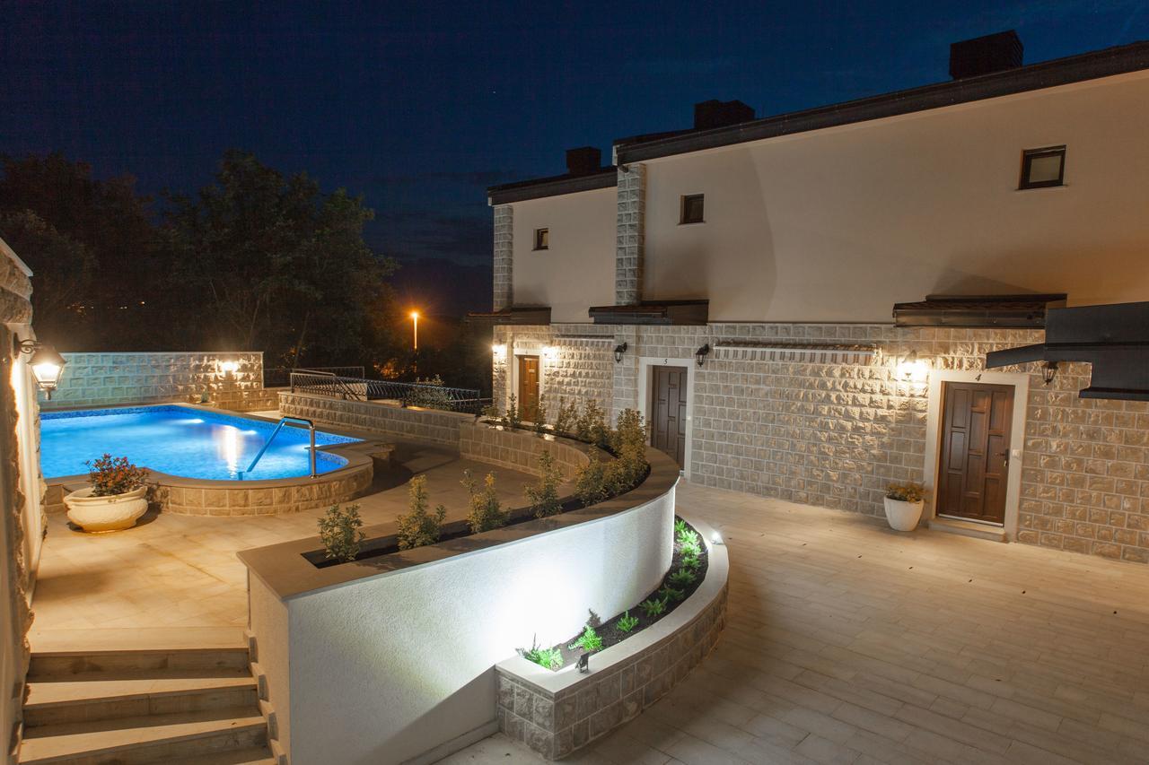 Rosmarino Lägenhet Sveti Stefan Exteriör bild