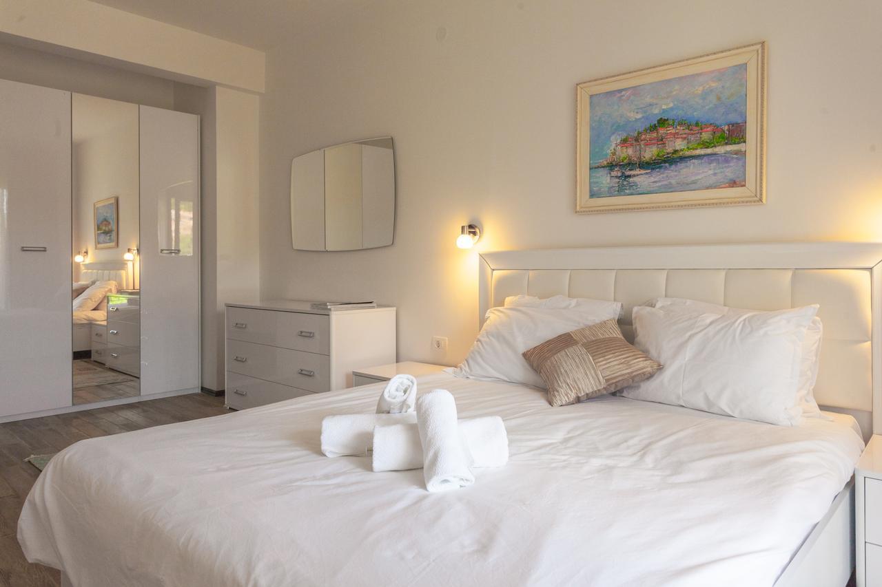 Rosmarino Lägenhet Sveti Stefan Exteriör bild